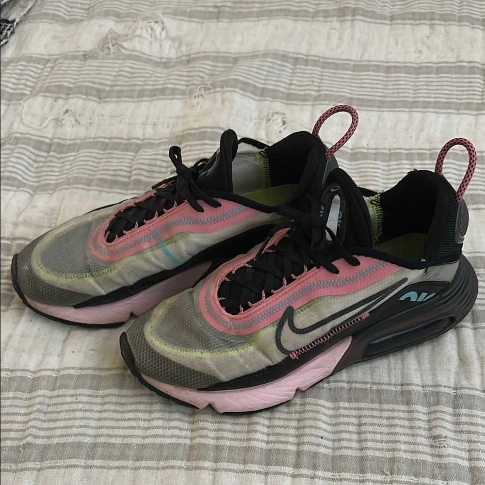 Nike Air Max 2090